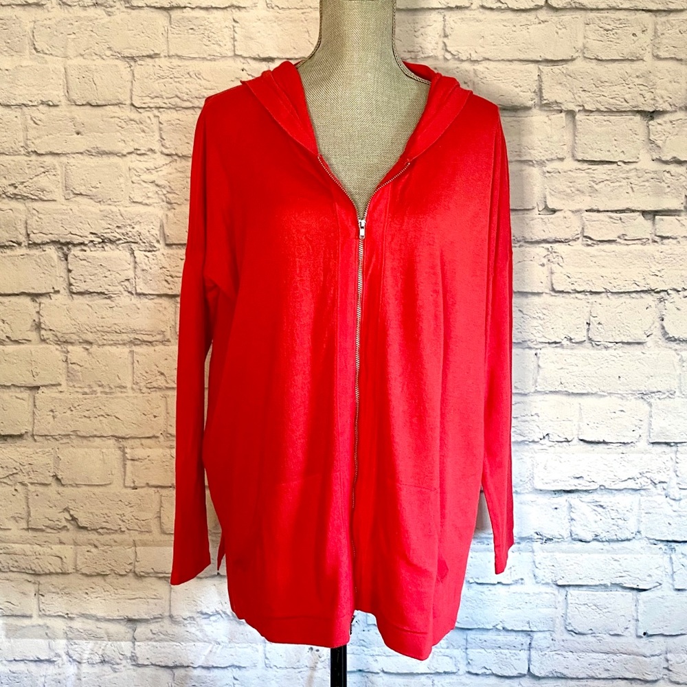 Lightweight Hoodie Sweater
